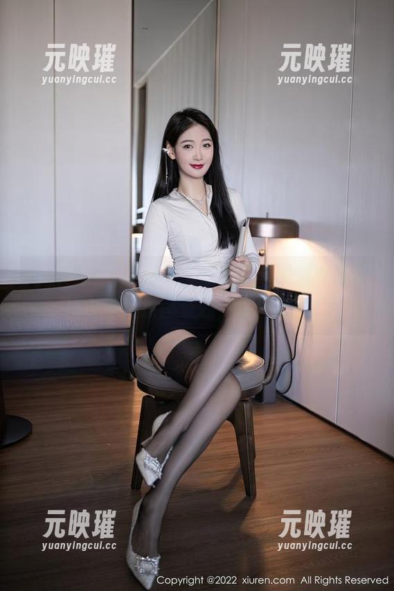 秀人网-阿汁 秀人网 - 当阿汁穿上职业装,瞬间变身职场女王!原图资源,稳住心跳!