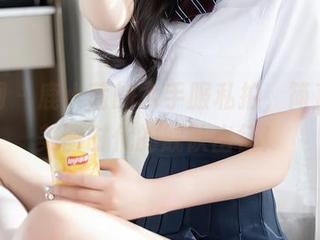 秀人网 – 鹿小茜的水手服私拍，简直就是美图时代的舰队出征！