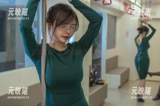 秋和柯基 丑萌之美!秋和柯基的居家美图套图大曝光