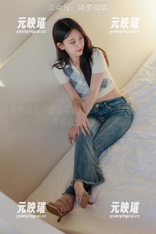 绮梦摄影-月月 绮梦摄影 - 最新写真回归!跟随月月一起穿越修女的梦境