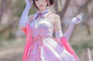 光影交错中的羽天shine，无圣光可爱三玖作品，简直令人沉迷。