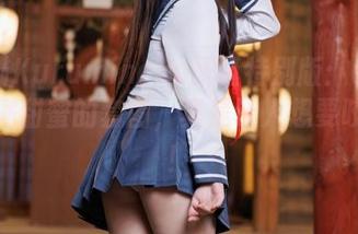 胡桃猫Kurumineko圣诞特别版：cos那些充满甜蜜的套图，真是让人想要咬一口！