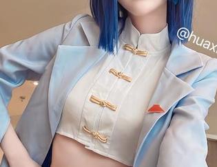 泳池涟漪中的花兮_honoka：写真下载一键搞定！