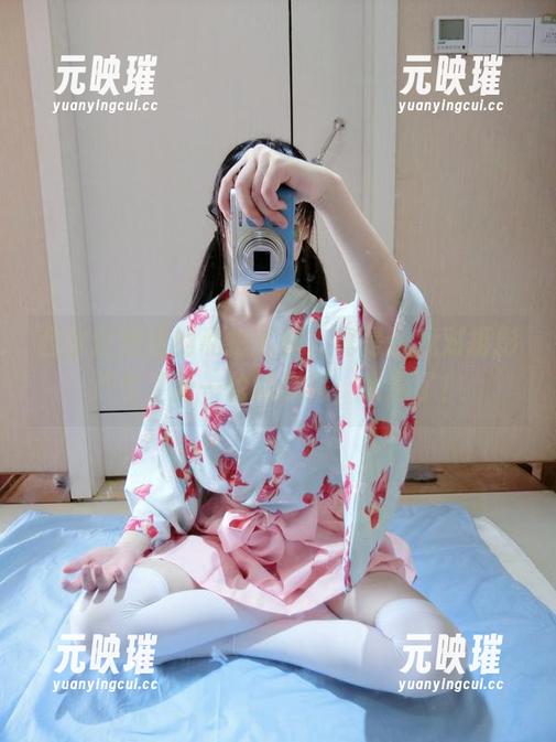 西尔酱姐姐的私拍写真，真是让我对摄影产生了新一轮的崇拜，太绝了！