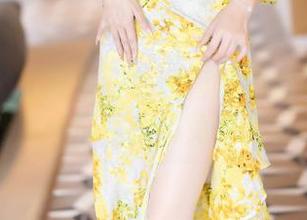 语画界 – 想要高跟鞋和筒袜的绝妙默契？赶紧来程程程的免费图包！