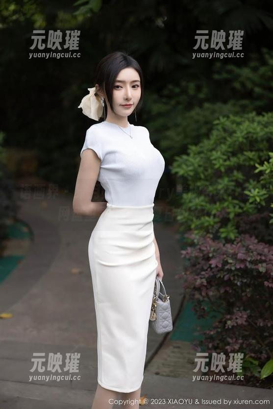 语画界-绯月樱_Cherry 语画界 - 绯月樱_Cherry美脚合集:在网盘里寻找你的夏日幻想!