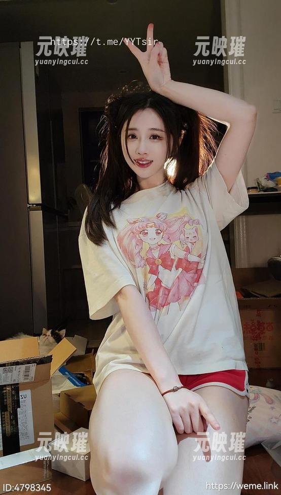 微密圈 - 更新啦！轩子巨二兔的圣诞小视频，越看越想冲进画面里