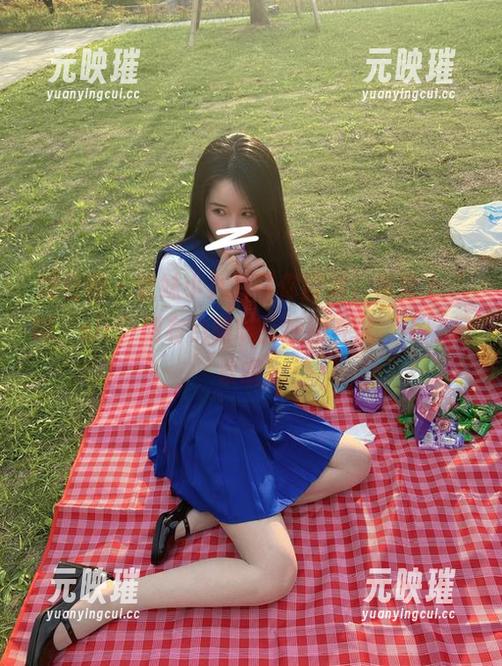 软妹小九九 微密圈 - 软妹小九九带你旅游,视觉上“嘿,sir”到有点暧昧!原图在此,不收门票哦。