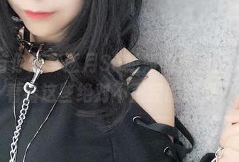 想要与你分享逐月Su姐姐的原图全集，来看看这些绝对不正经的瞬间！