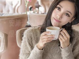 青豆客 – 安沛蕾的粉色魅力，最新套图上线，恨不得一口吞了这份美好！