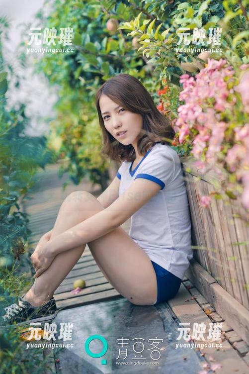 青豆客-谭晓彤 青豆客 - 原图直击,谭晓彤如何在镜头前玩转女神Elise的风格?